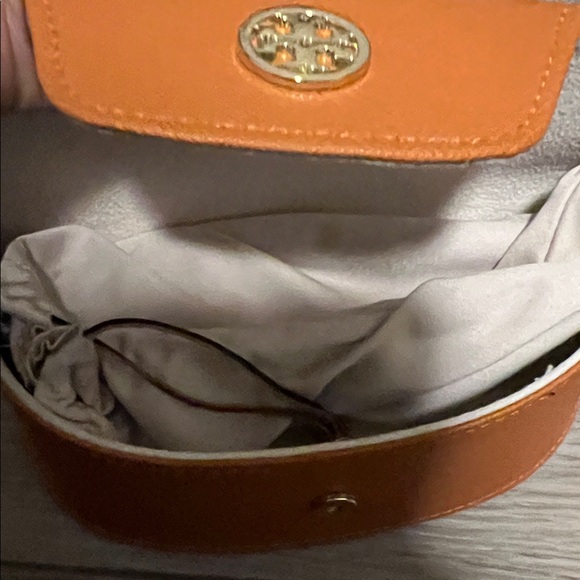 Tory Burch Black Rectangular Sunglasses - Picture 8 of 11